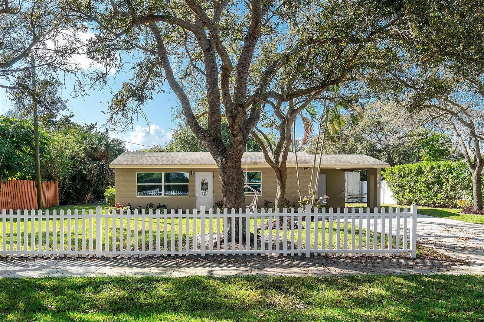 1634 NE 3rd Avenue, Delray Beach, FL 33444 — zdjęcie 3