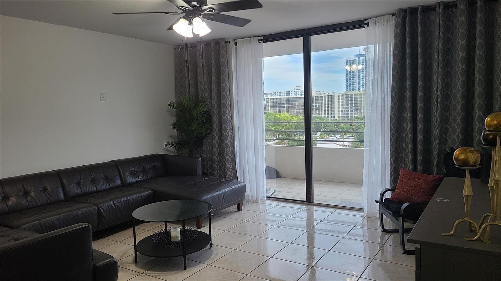 2500 Parkview Drive # 802, Hallandale Beach, FL 33009 — zdjęcie 3