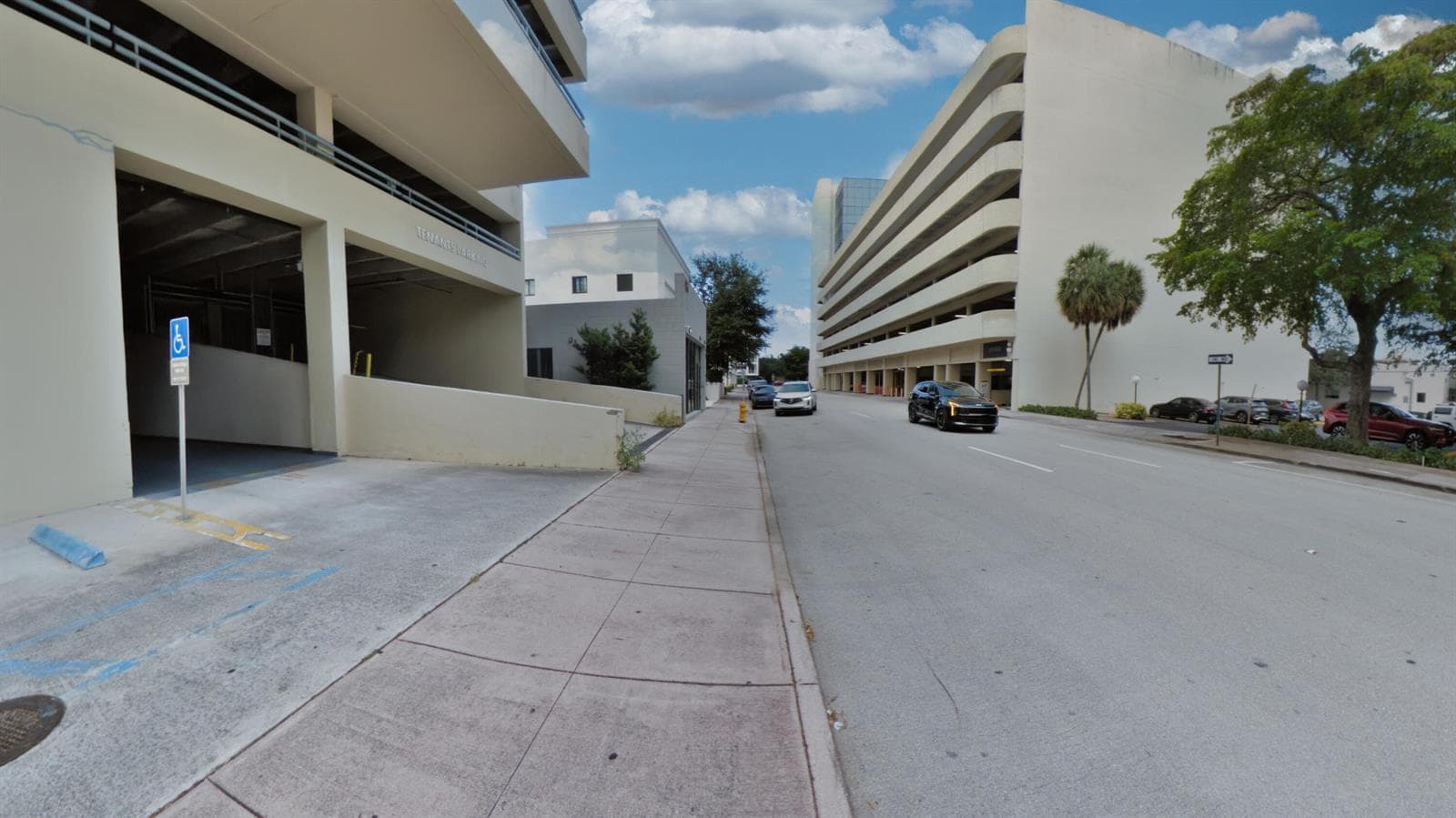 2519 Galiano Street # 704, Coral Gables, FL 33134 — zdjęcie 2
