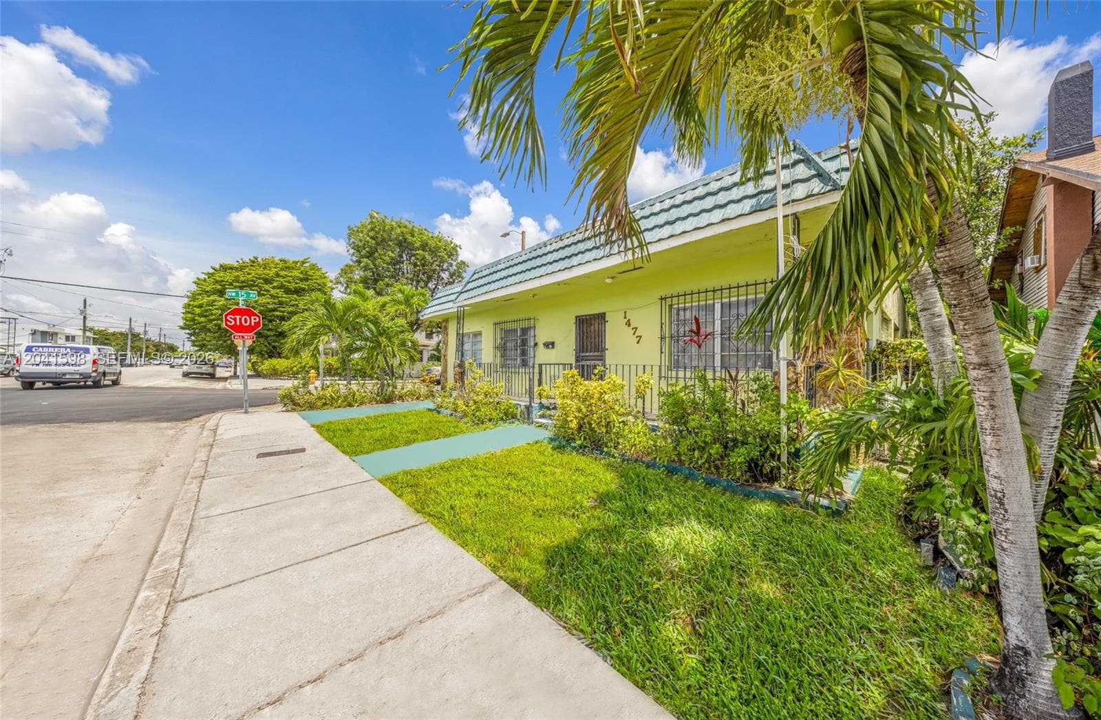 1477 NW 2nd St, Miami, FL 33125 — zdjęcie 4