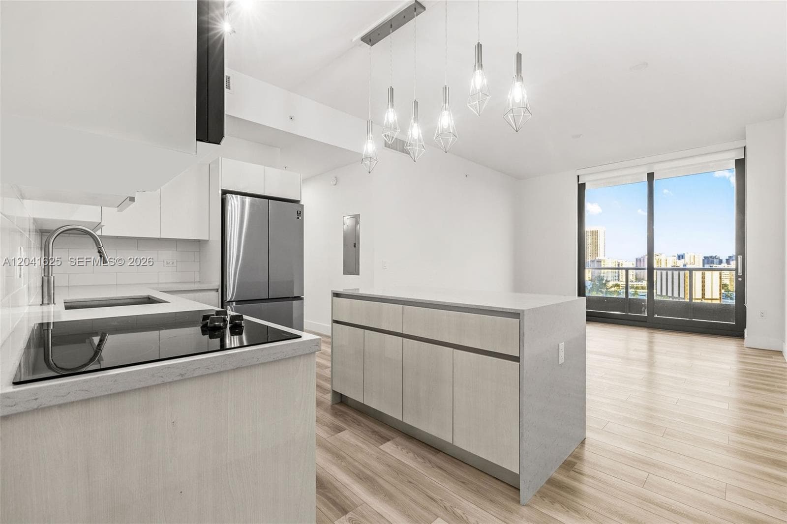 101 Diplomat Pkwy # 906, Hallandale Beach, FL 33009 — zdjęcie 2