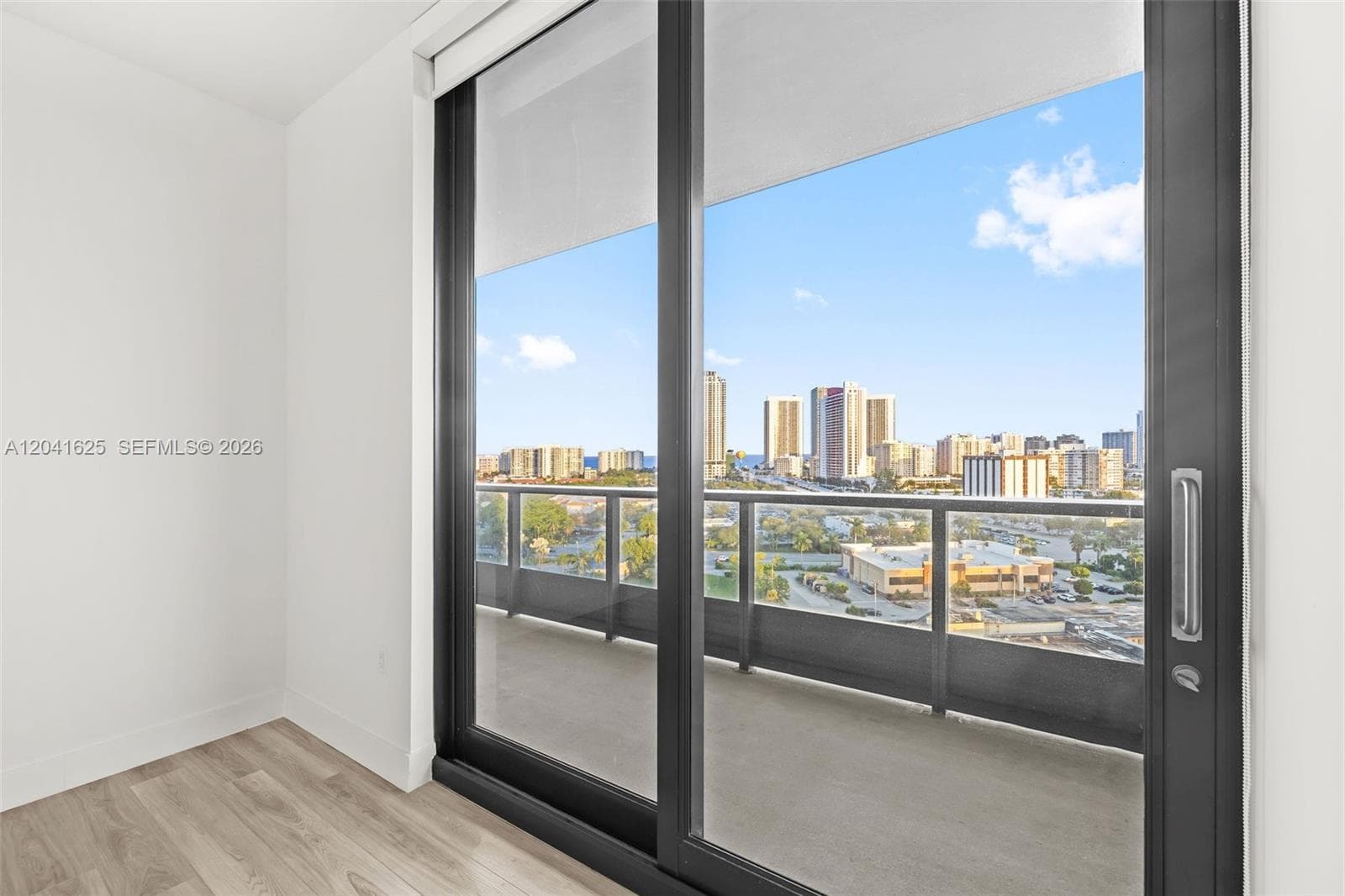 101 Diplomat Pkwy # 906, Hallandale Beach, FL 33009 — zdjęcie 5