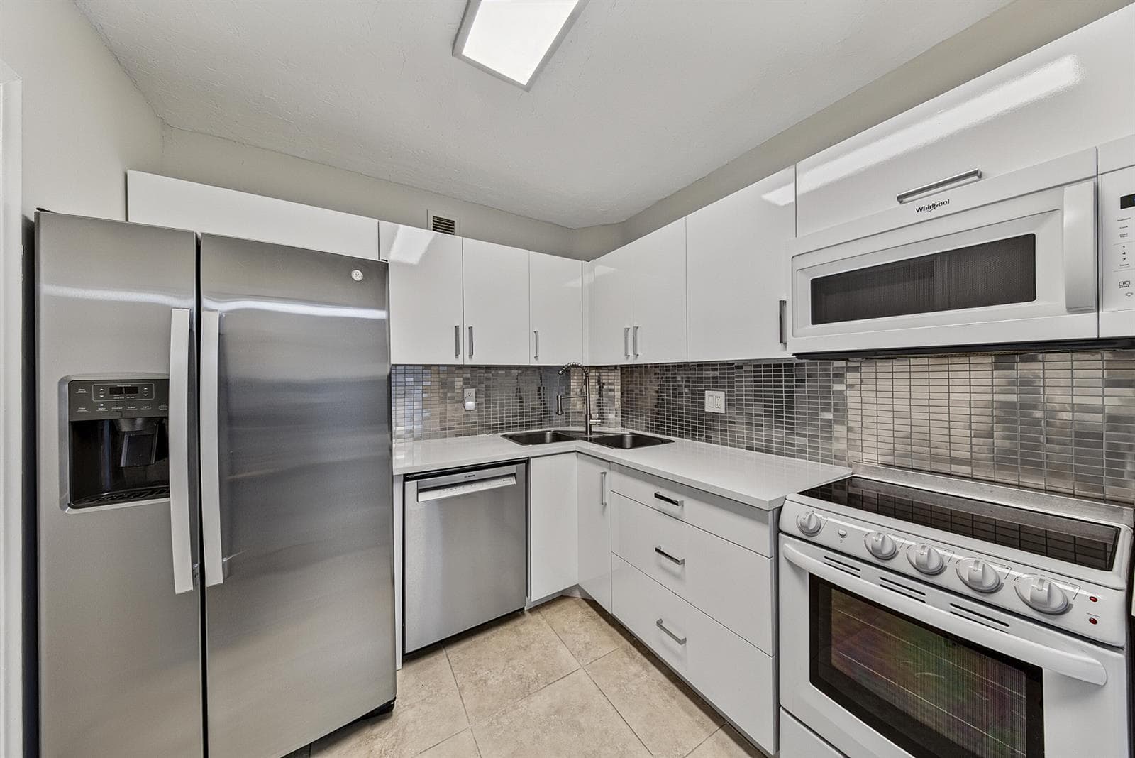 9 NE 19th Court # C112, Wilton Manors, FL 33305 — zdjęcie 5