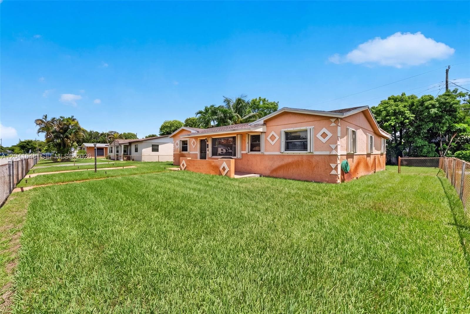 2915 NW 206th St, Miami Gardens, FL 33056 — zdjęcie 3