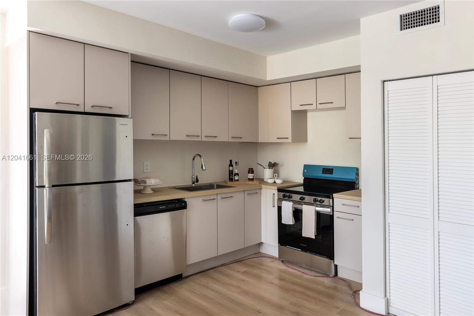 37xx NW 23 Ave # 1, Miami, FL 33142 — zdjęcie 4