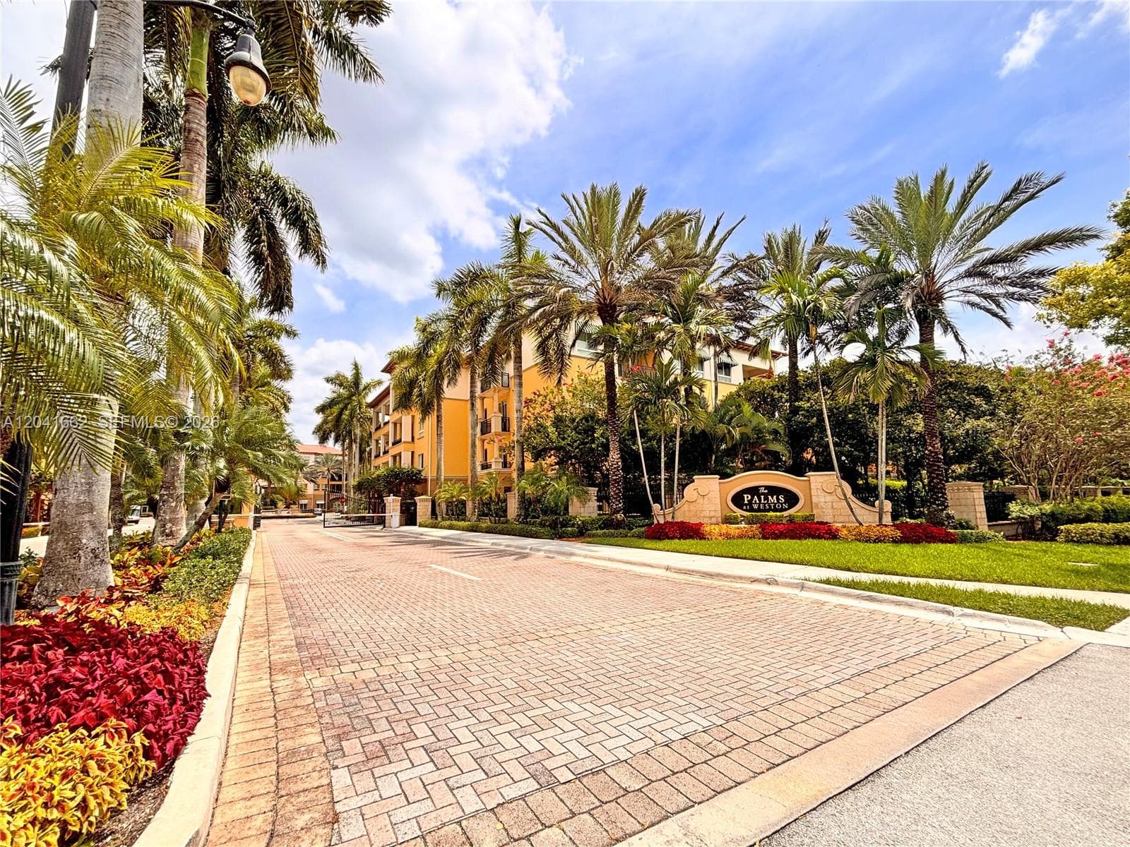 16101 Emerald Estates Dr # 155, Weston, FL 33331 — zdjęcie 4