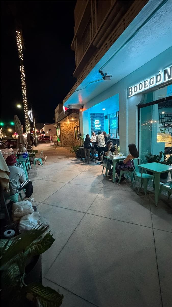1014 71st St, Miami Beach FL 33141 — zdjęcie 4