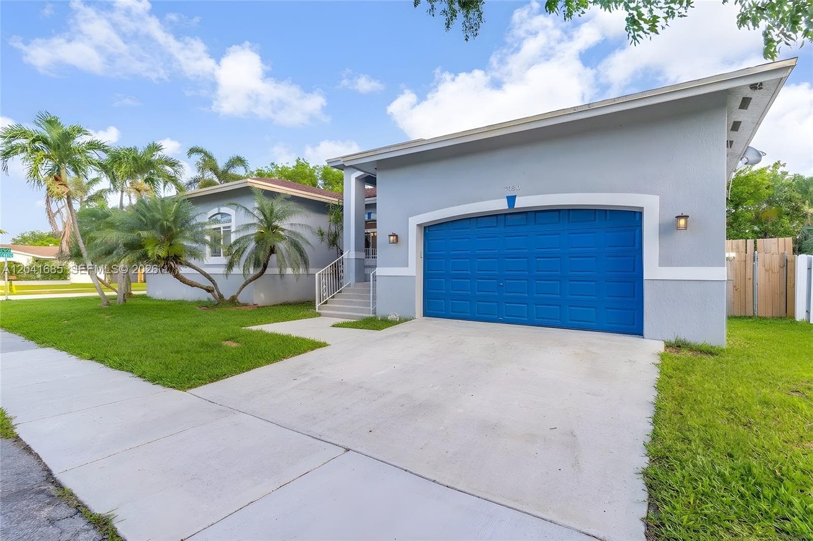 7950 SW 196th Ter, Cutler Bay, FL 33189 — zdjęcie 2