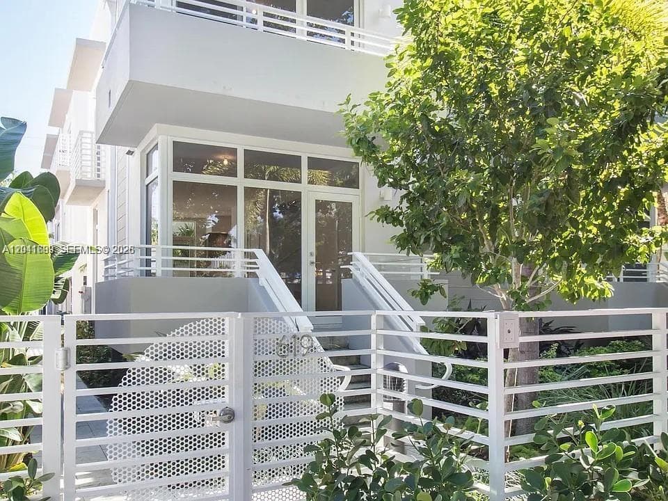 619 Meridian Ave # 4, Miami Beach, FL 33139 — zdjęcie 2