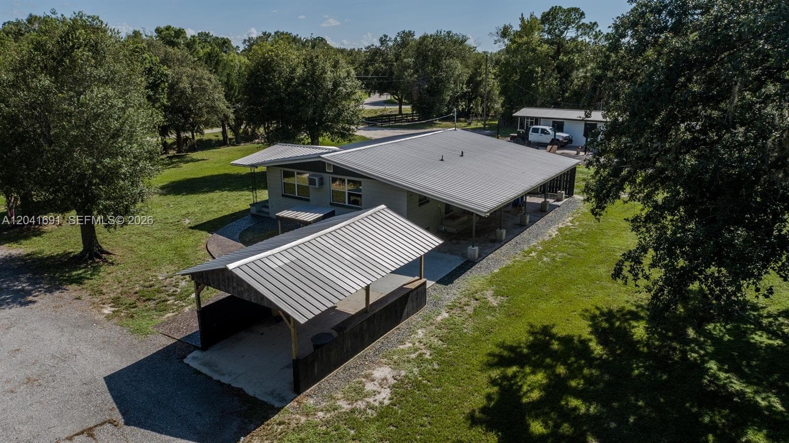 1270 Nobles Rd, La Belle, FL 33935 — zdjęcie 3