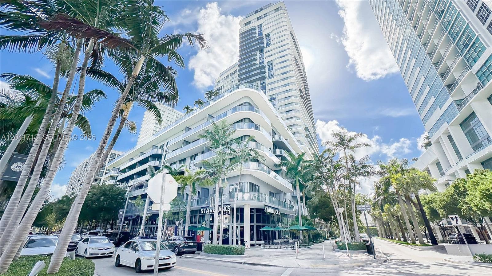 121 NE 34th St # 814, Miami, FL 33137 — zdjęcie 3