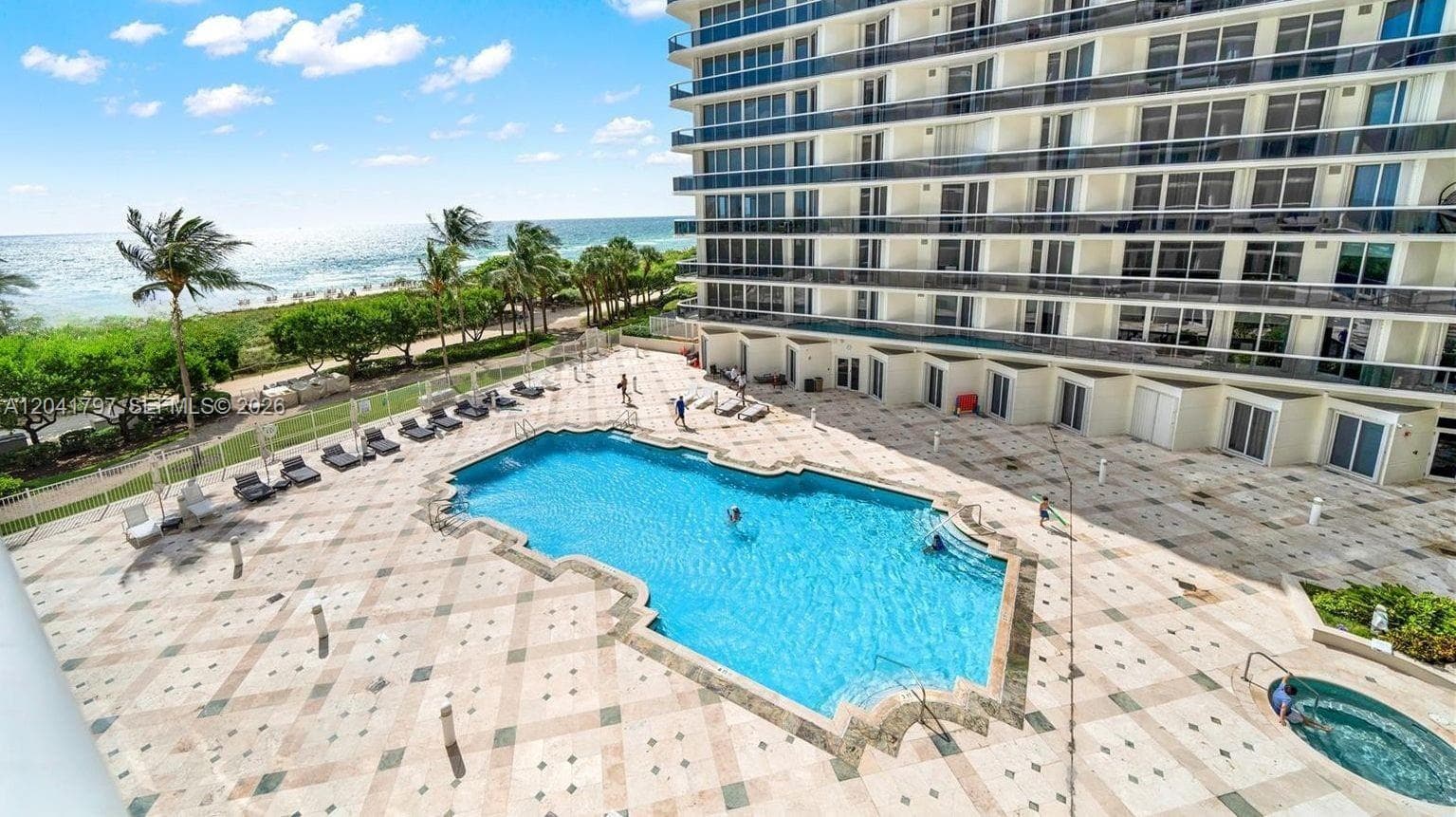 9595 Collins Ave # N9-C, Surfside, FL 33154 — zdjęcie 2