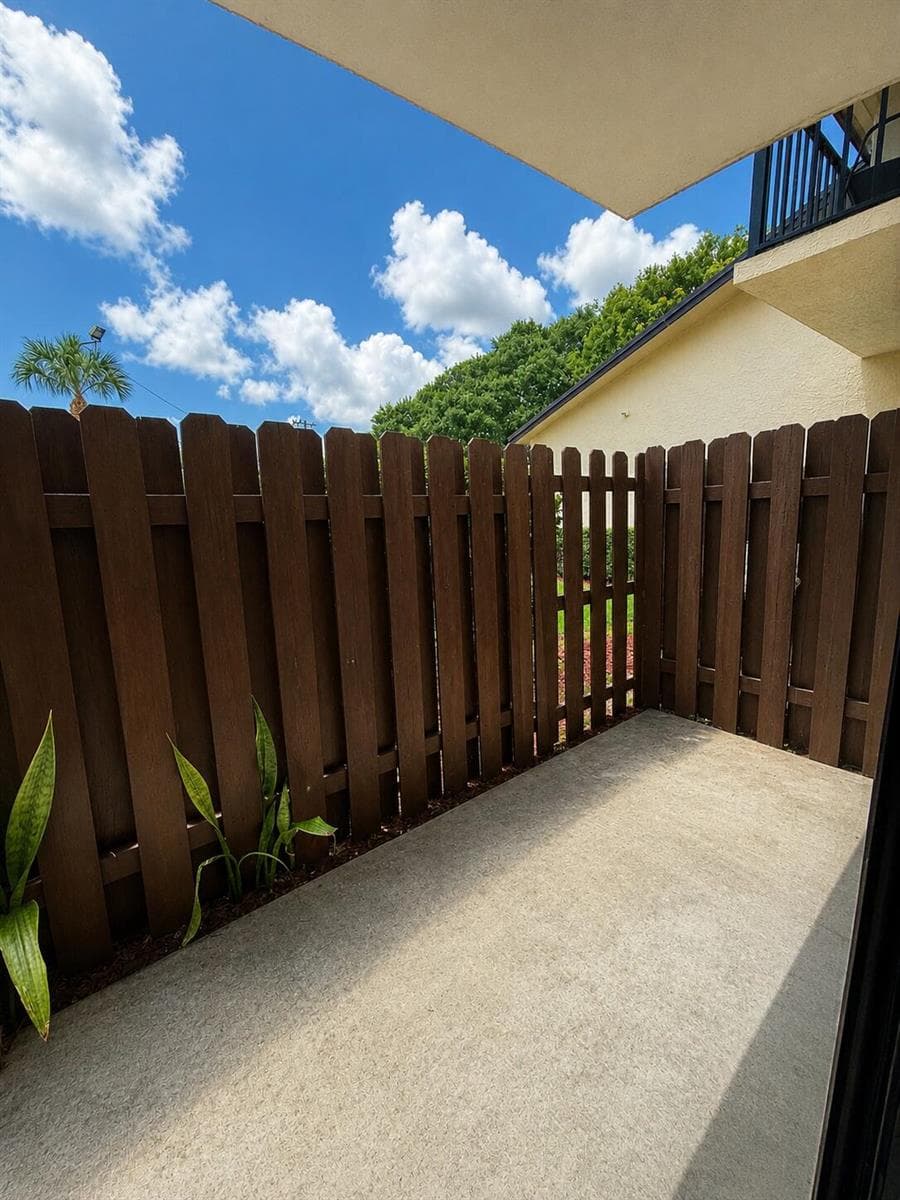 2050 Oleander Boulevard # 11-103, Fort Pierce, FL 34950 — zdjęcie 3