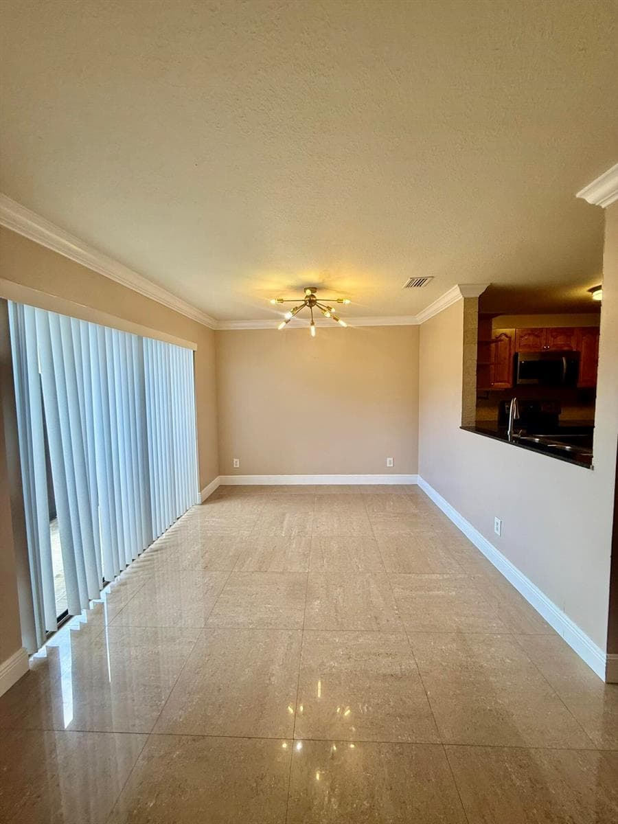 2050 Oleander Boulevard # 11-103, Fort Pierce, FL 34950 — zdjęcie 5