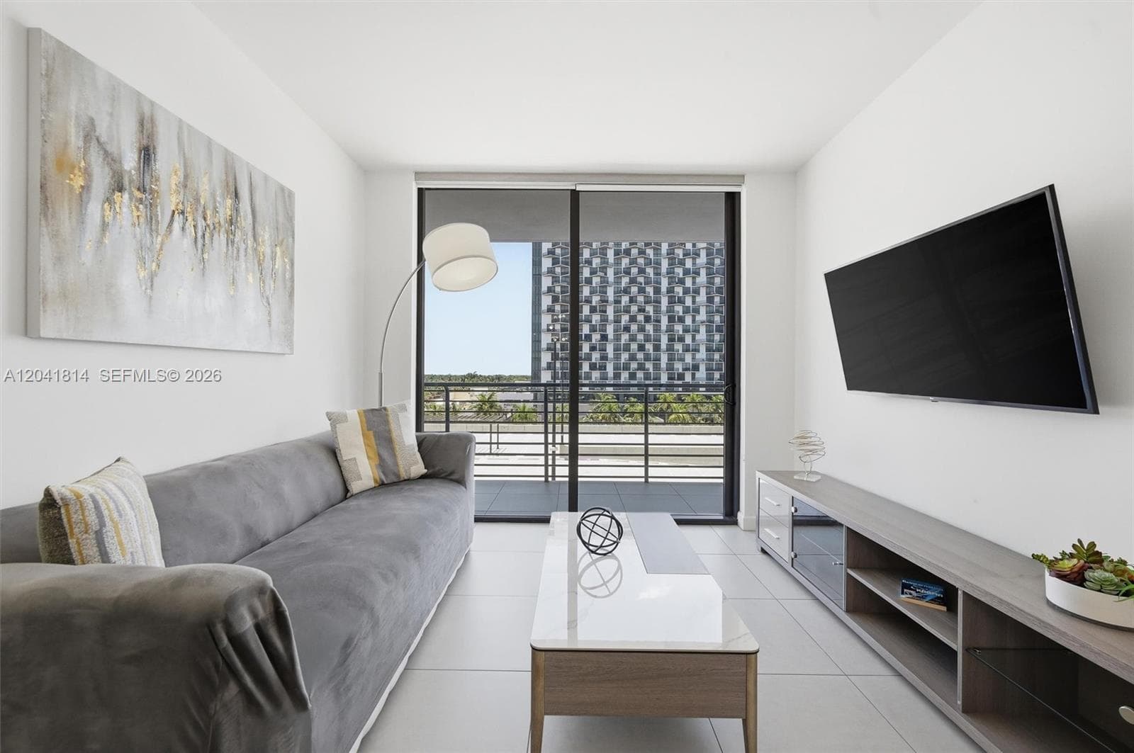 5350 NW 84th Ave # 504, Doral, FL 33166 — zdjęcie 2