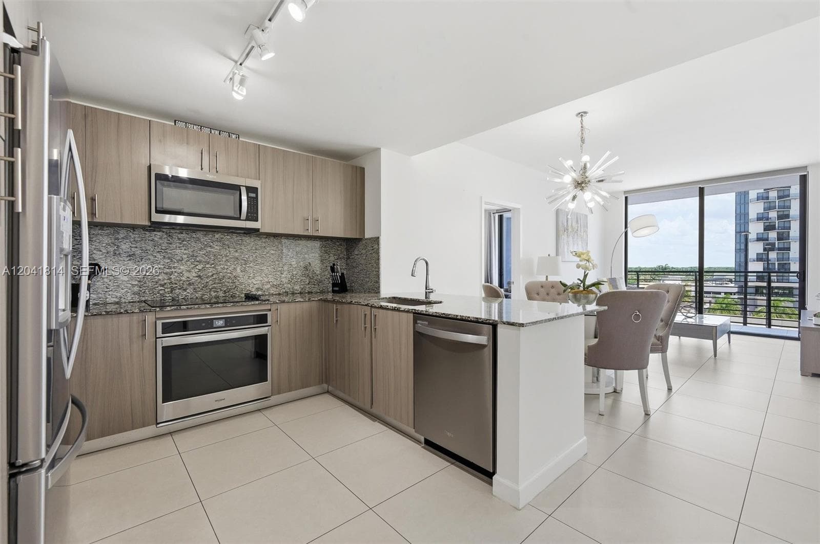 5350 NW 84th Ave # 504, Doral, FL 33166 — zdjęcie 5
