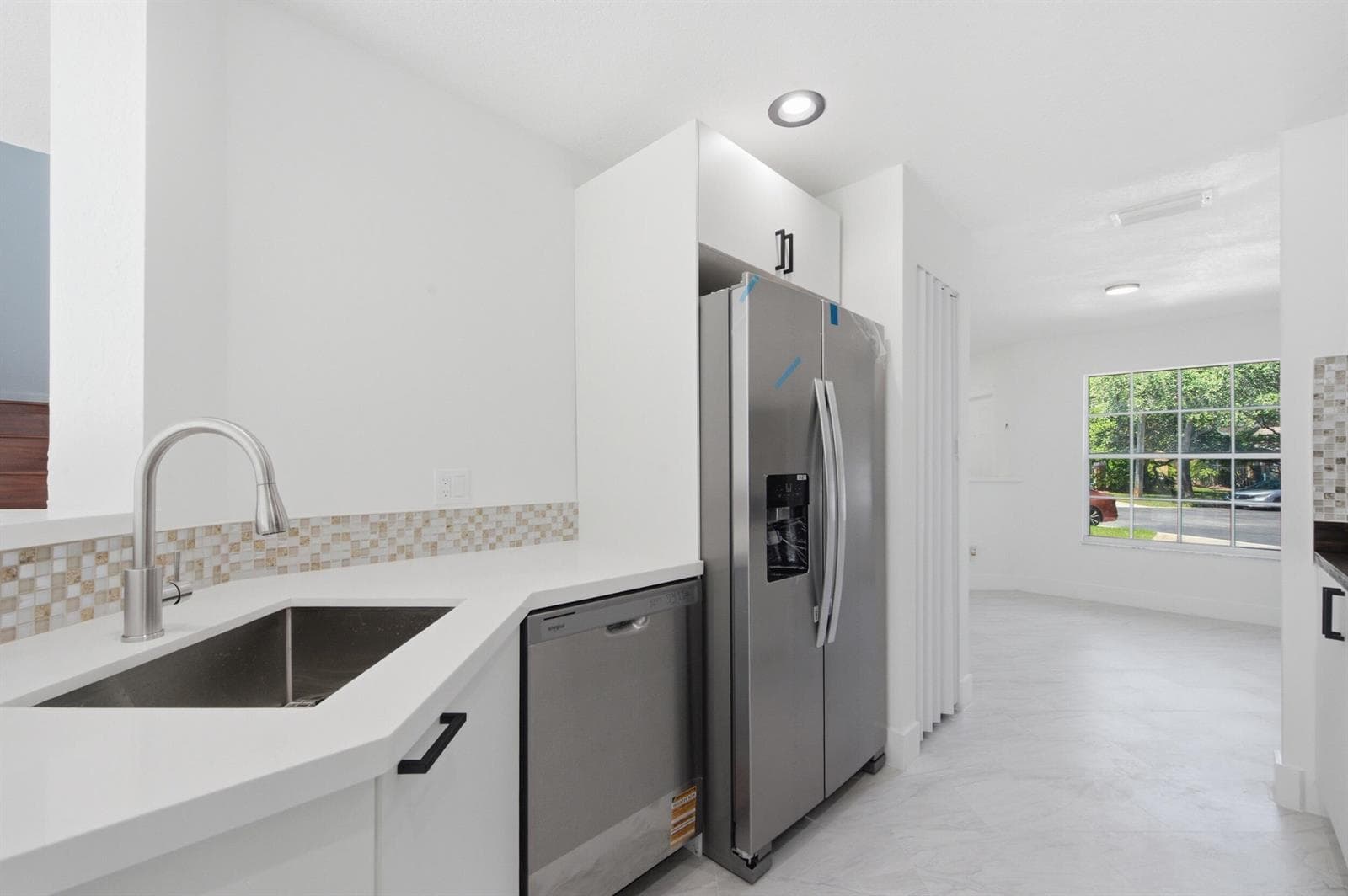 2824 NW 99th Terrace, Sunrise, FL 33322 — zdjęcie 2