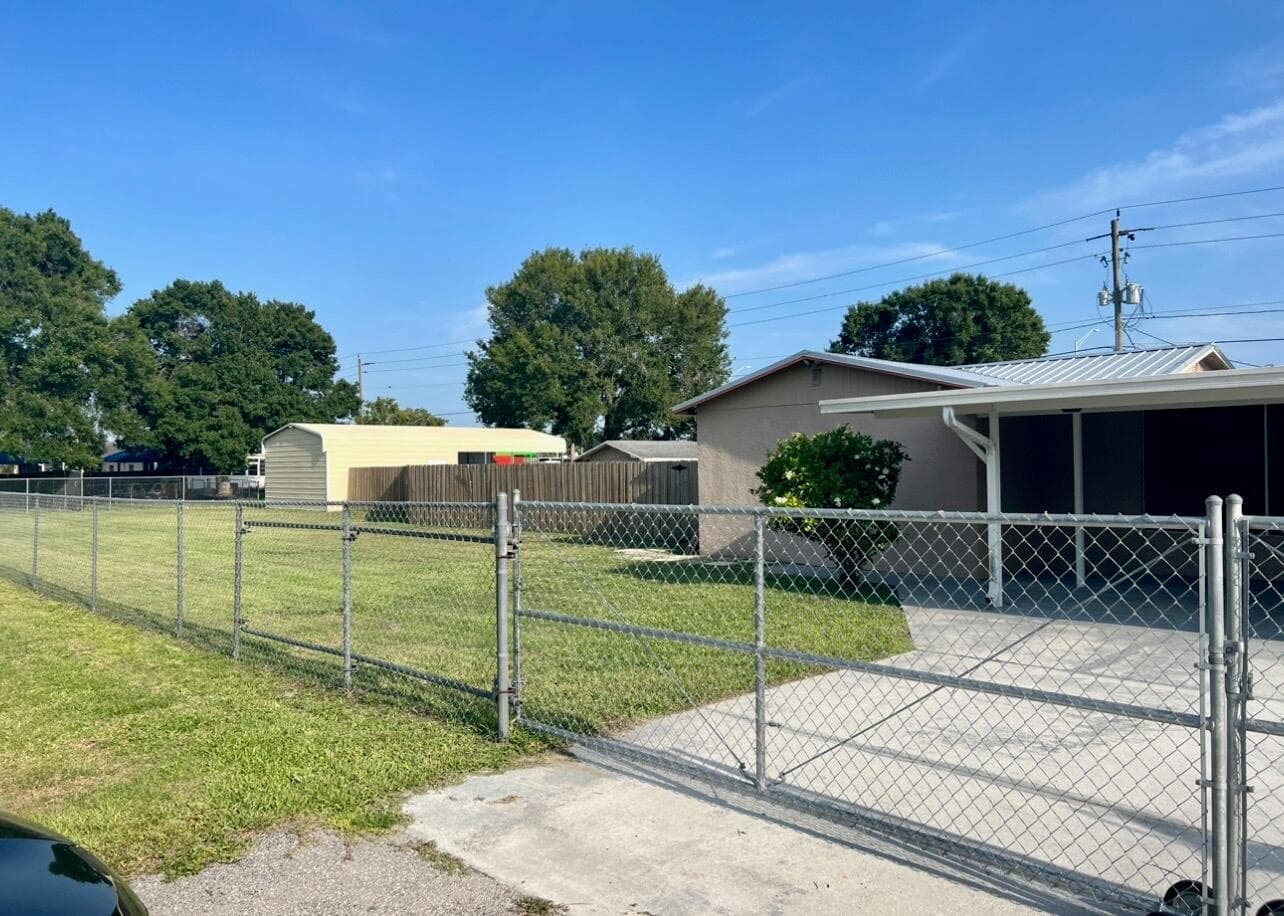1019 NW 2nd Street, Okeechobee, FL 34972 — zdjęcie 2
