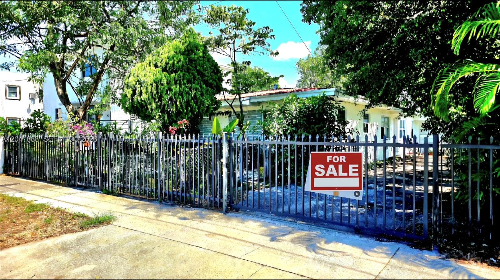 241 NW 32nd St, Miami, FL 33127 — zdjęcie 3