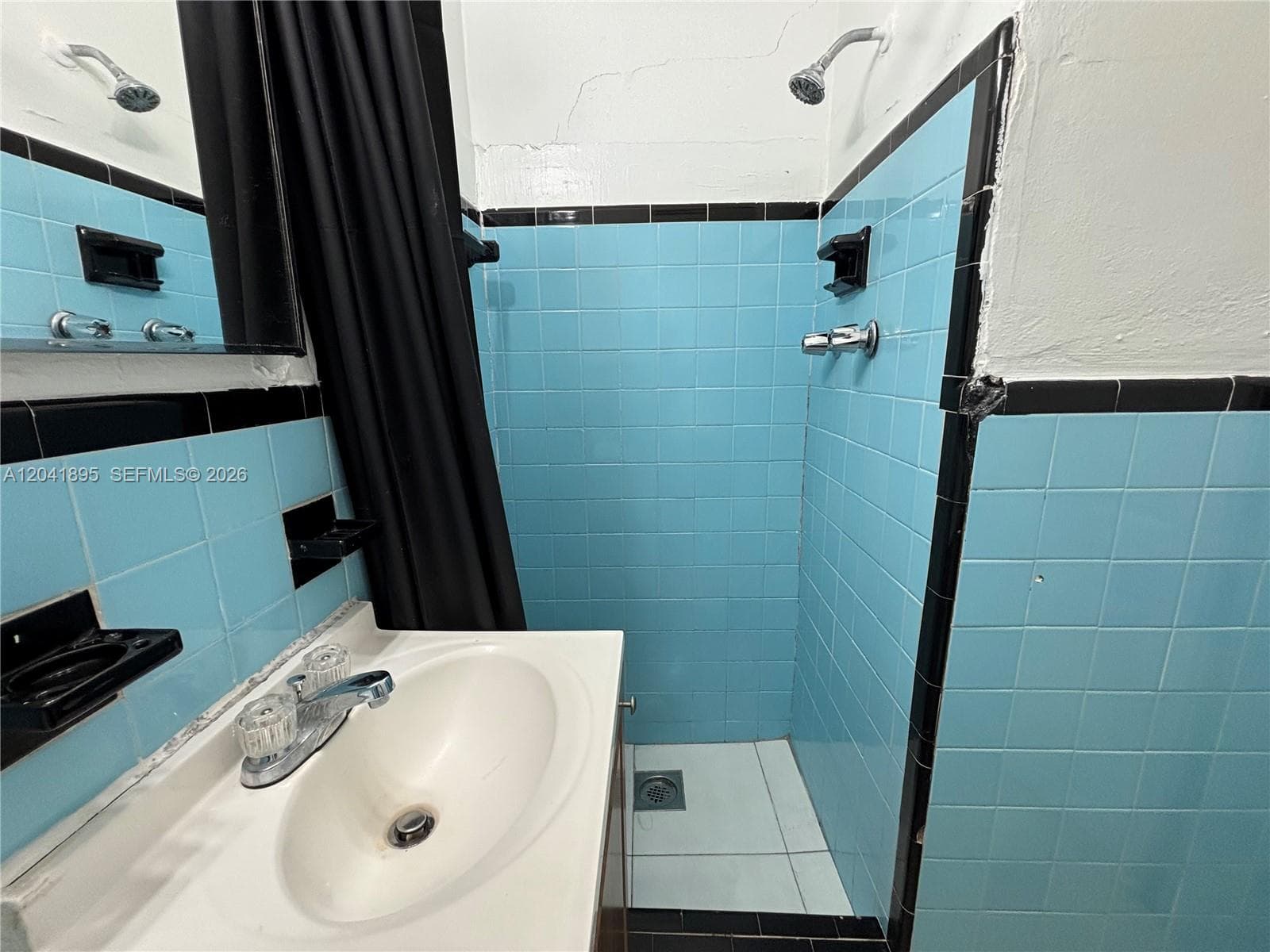 1843 Dewey St # 118, Hollywood, FL 33020 — zdjęcie 4