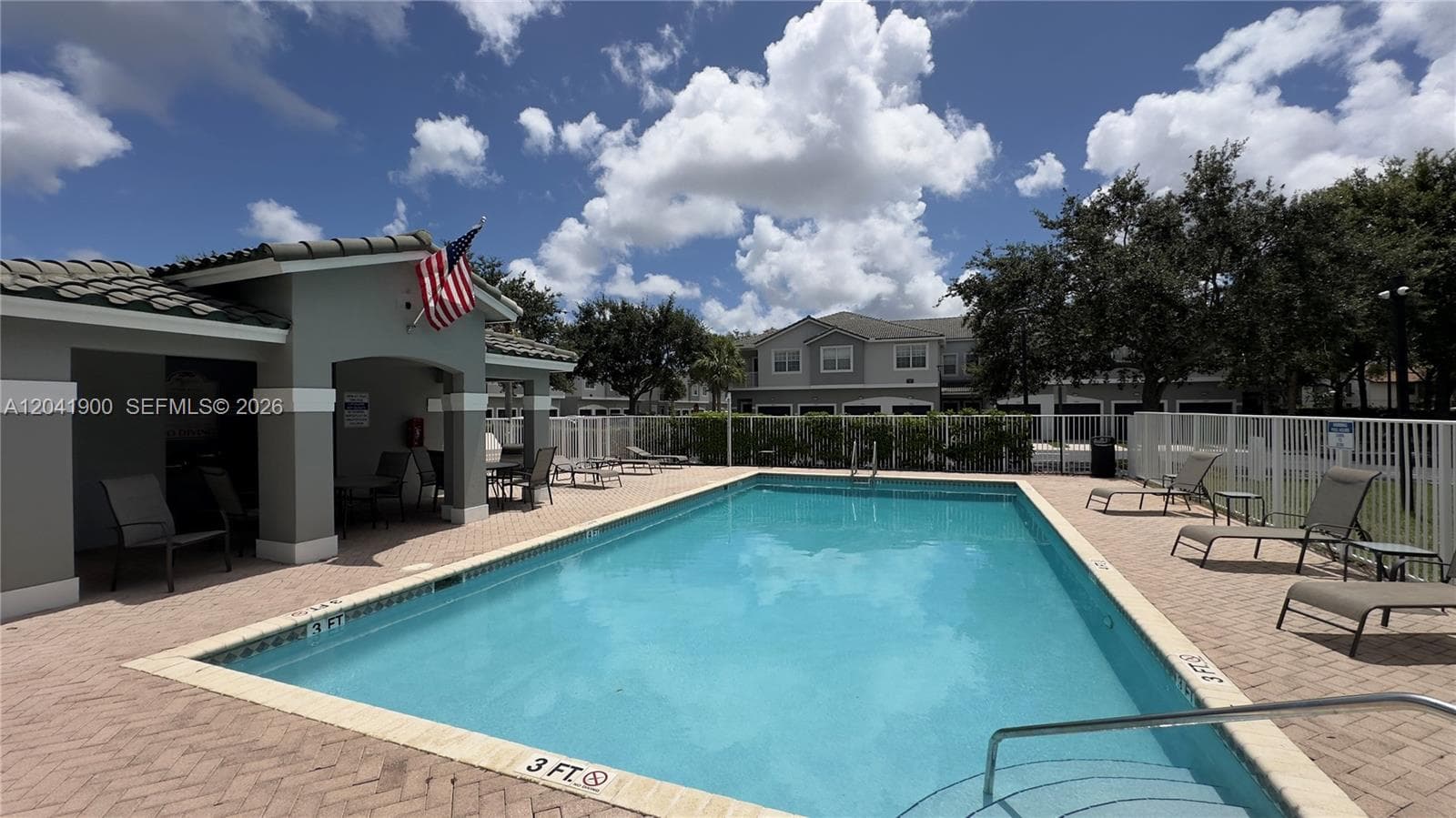 3042 Grandiflora Dr, Green Acres, FL 33467 — zdjęcie 2