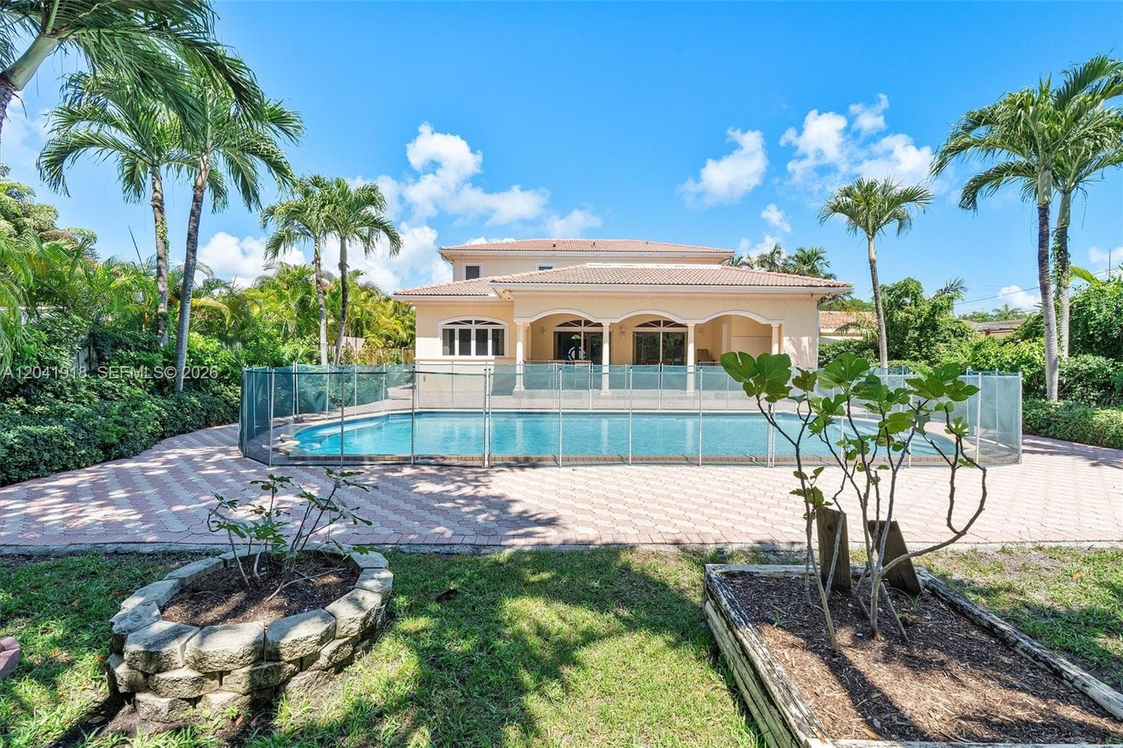 3765 Prairie Ave # 3765, Miami Beach, FL 33140 — zdjęcie 2