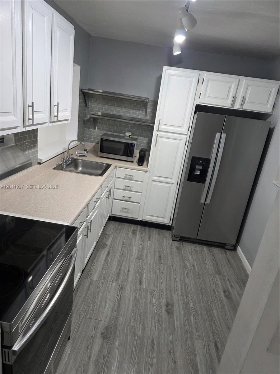 8065 SW 107th Ave # 202, Miami, FL 33173 — zdjęcie 2