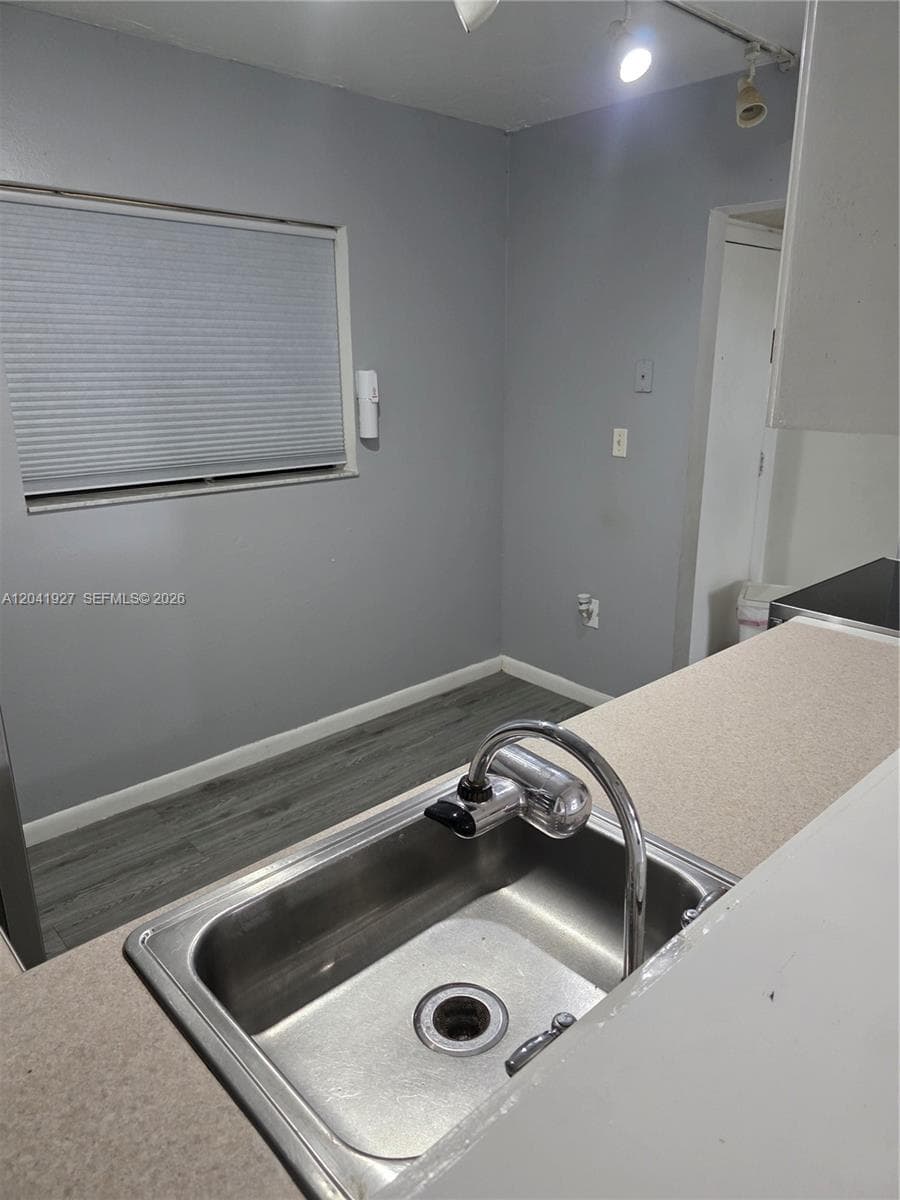 8065 SW 107th Ave # 202, Miami, FL 33173 — zdjęcie 4