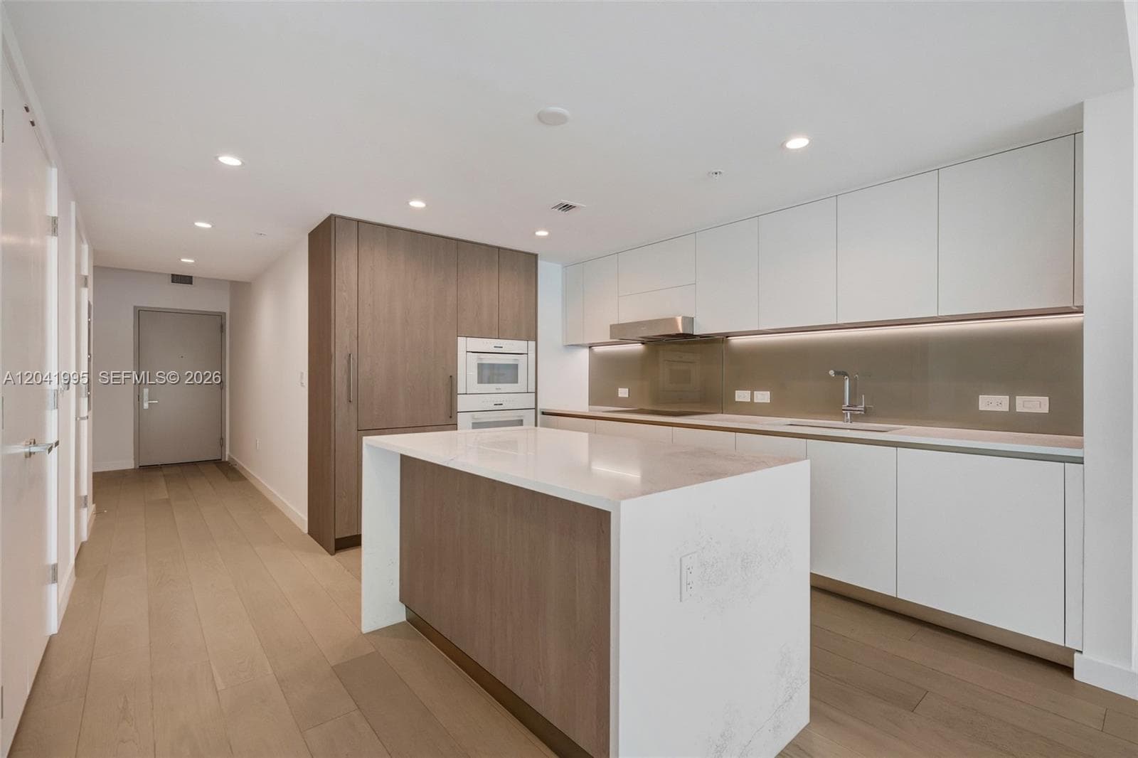 9221 E Bay Harbor Drive # 210, Bay Harbor Islands, FL 33154 — zdjęcie 3