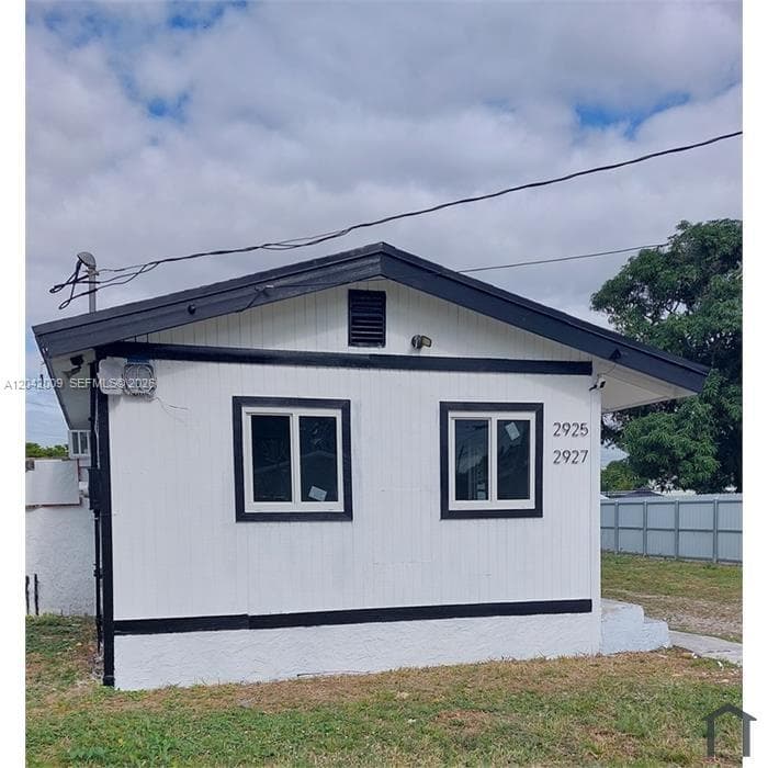 2927 NW 60th St, Miami, FL 33142 — zdjęcie 3