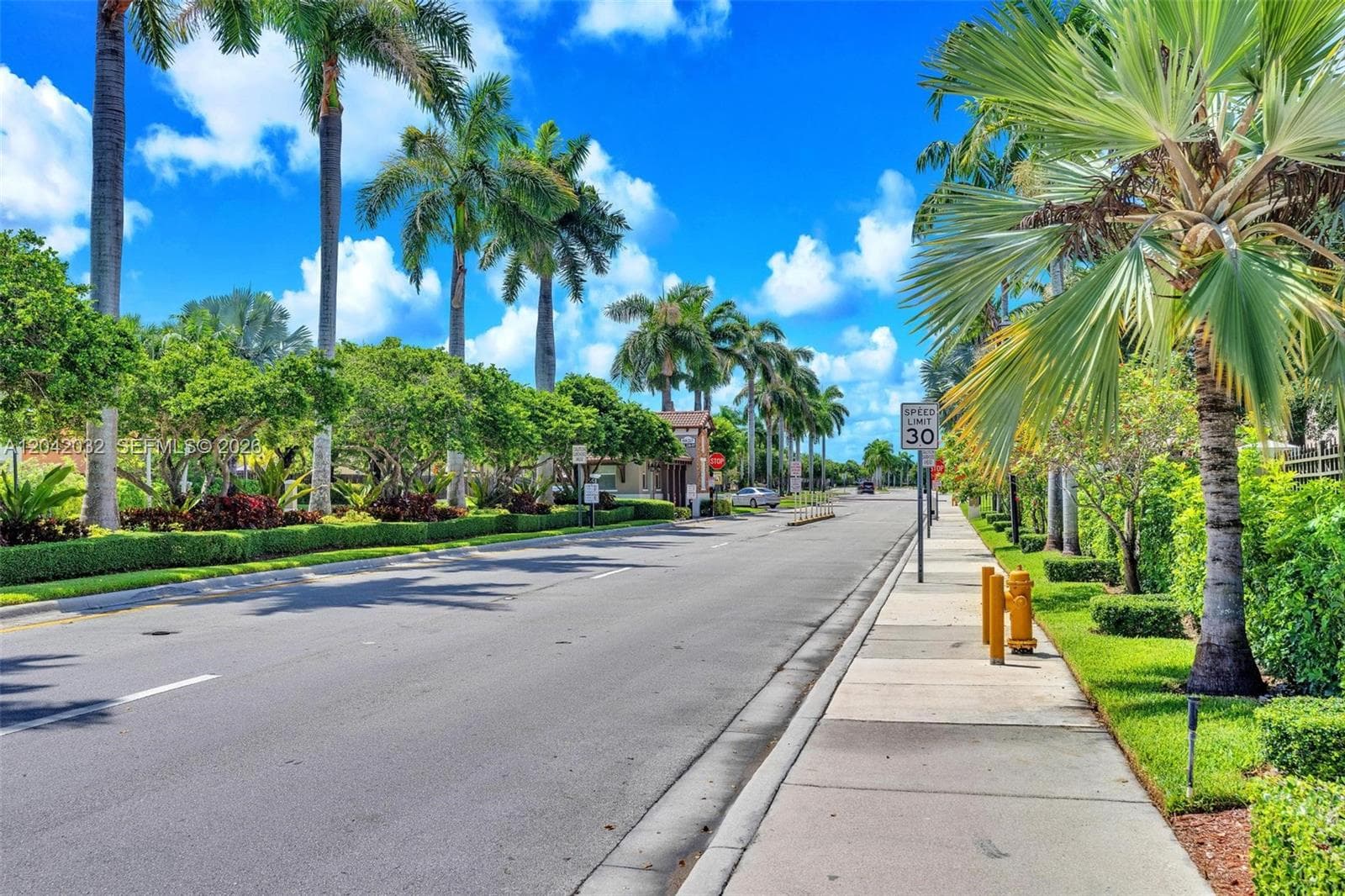 9011 SW 227th St # 1, Cutler Bay, FL 33190 — zdjęcie 3