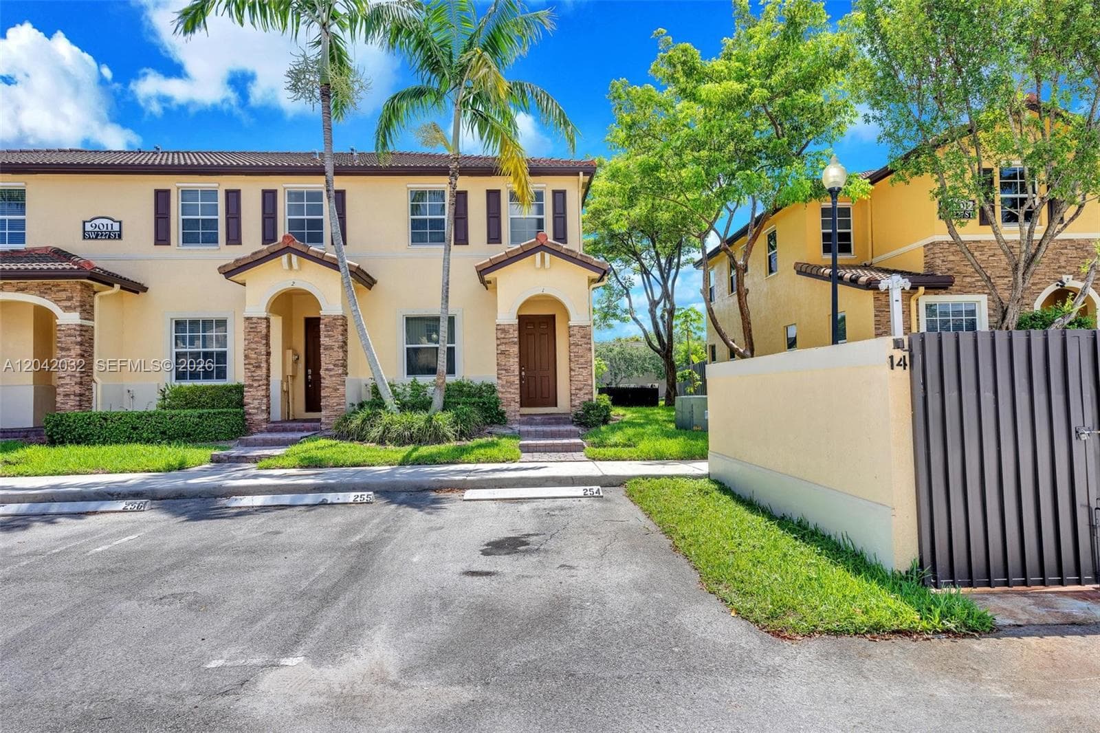 9011 SW 227th St # 1, Cutler Bay, FL 33190 — zdjęcie 4