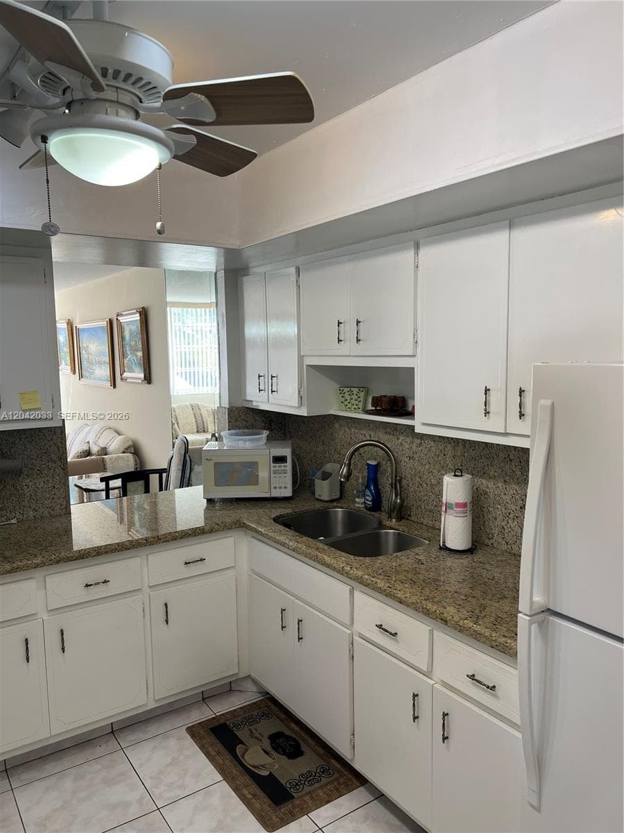 1351 NE Miami Gardens Dr # 222E, Miami, FL 33179 — zdjęcie 5