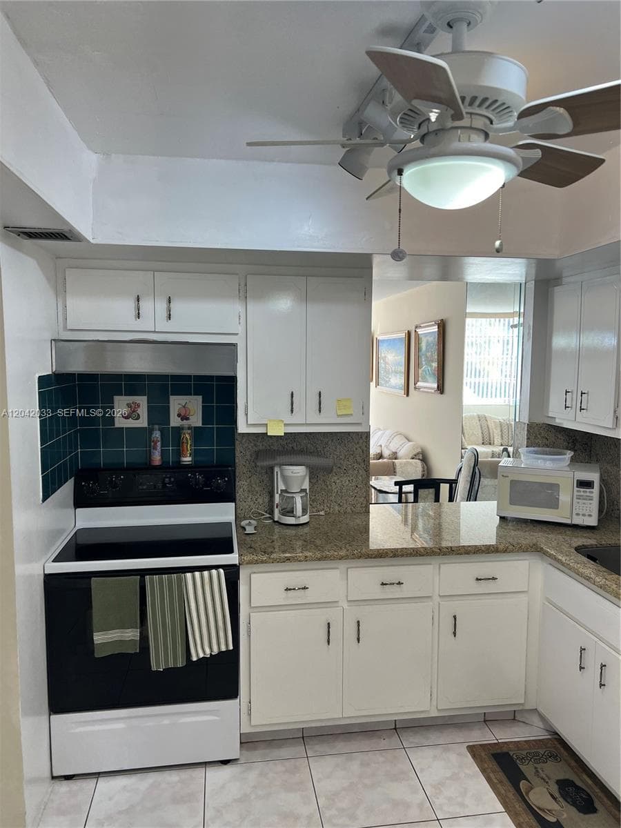 1351 NE Miami Gardens Dr # 222E, Miami, FL 33179 — zdjęcie 4