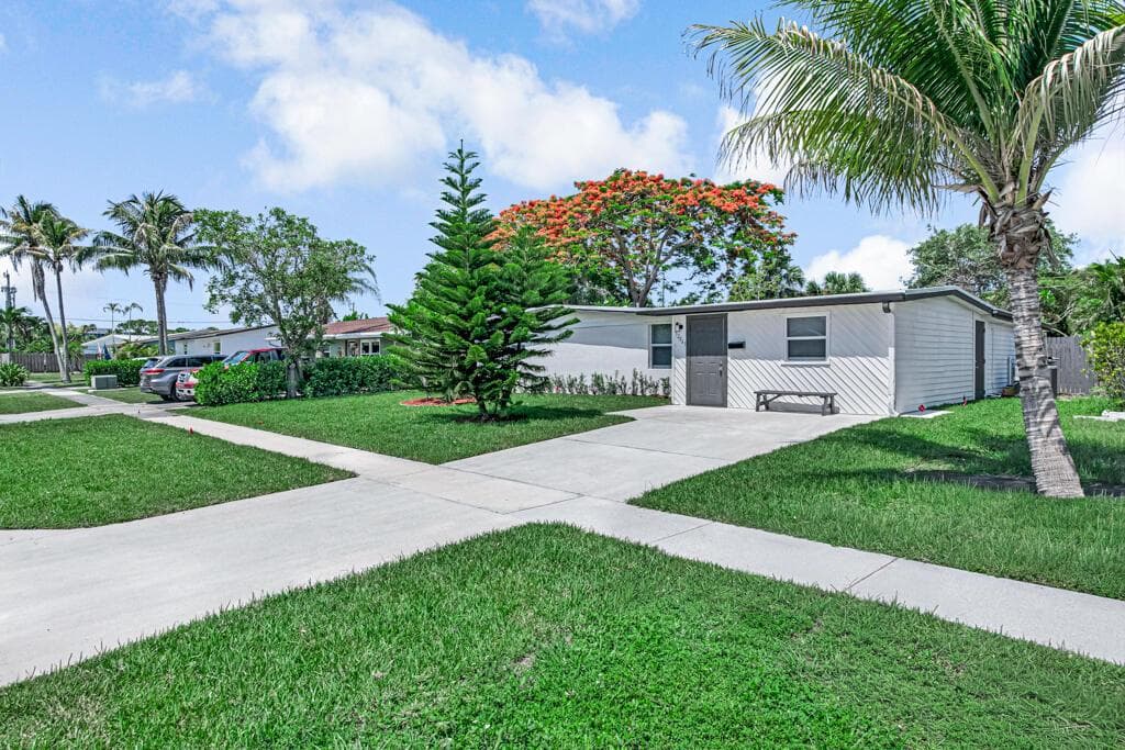 12063 Acapulco Avenue, Palm Beach Gardens, FL 33410 — zdjęcie 2