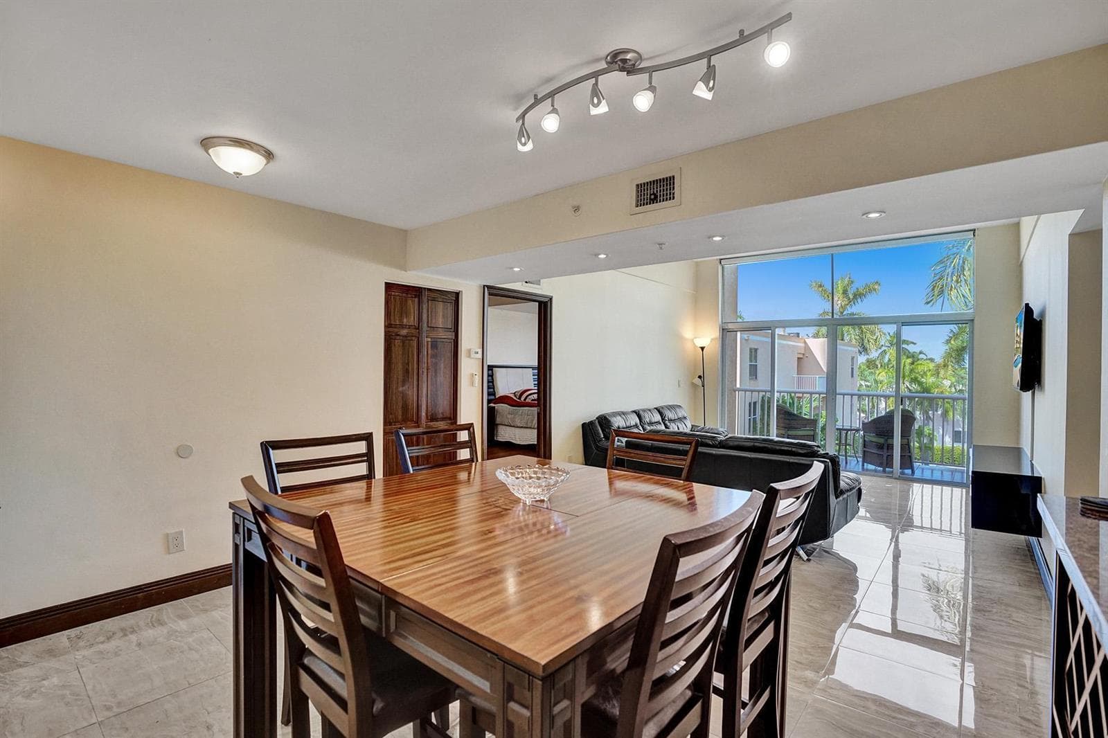 1350 SE 3rd Avenue # 406, Dania Beach, FL 33004 — zdjęcie 5