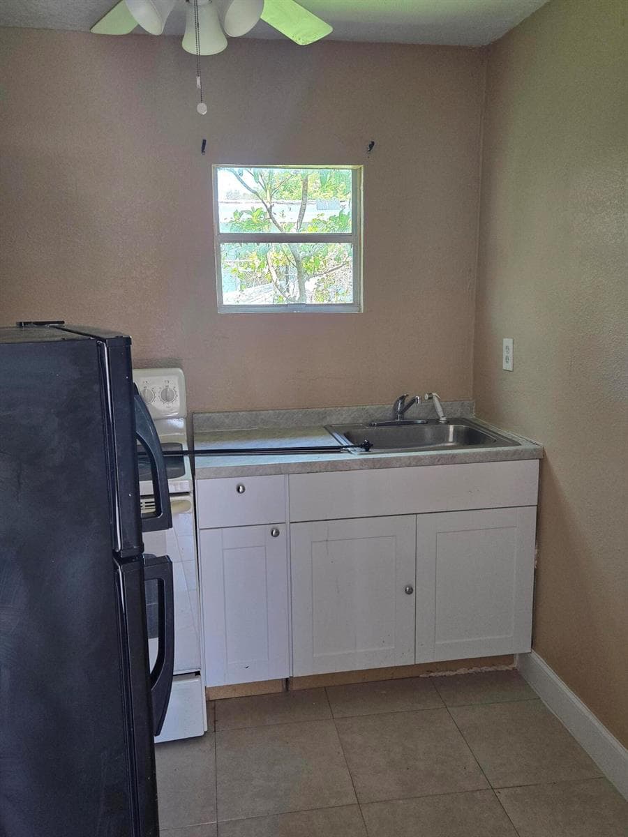 815 Silver Beach Road # B, Lake Park, FL 33403 — zdjęcie 3