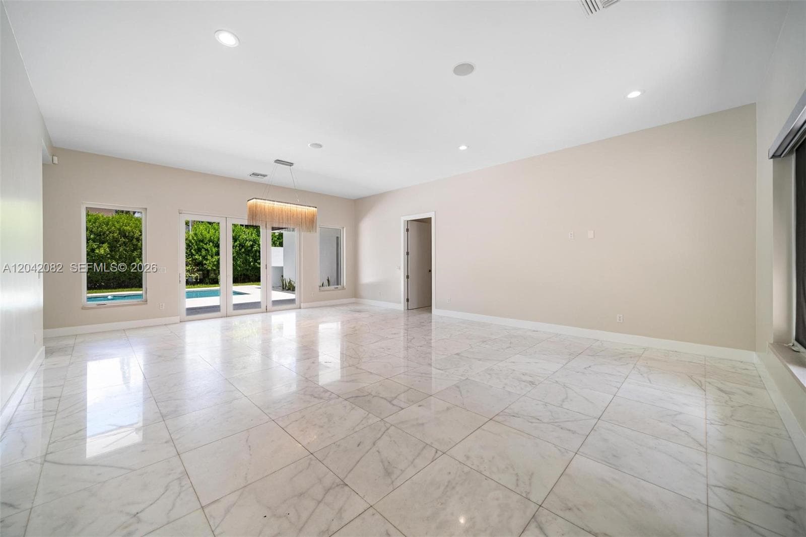 511 Madeira Ave, Coral Gables, FL 33134 — zdjęcie 4