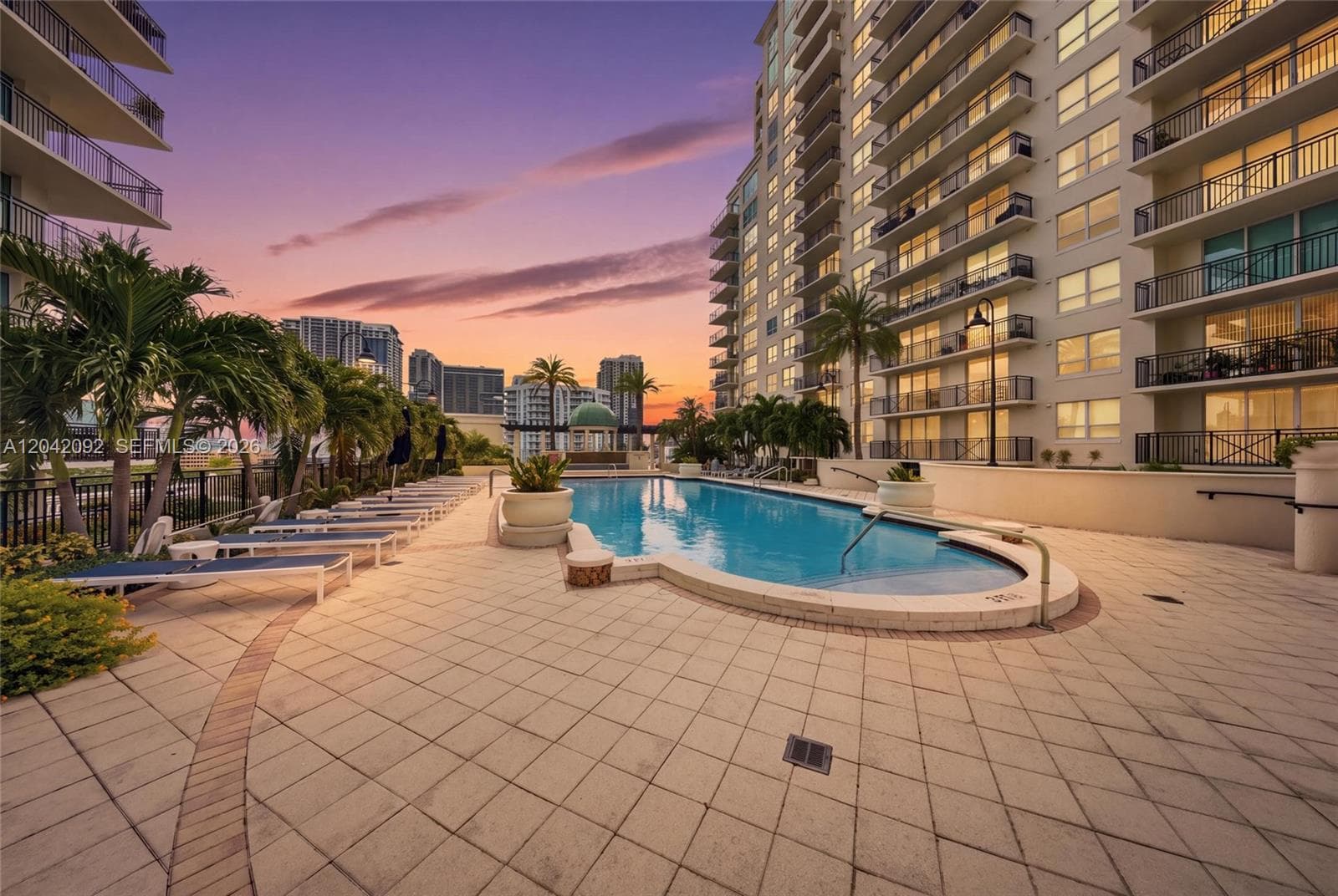 610 W Las Olas Blvd # 1912N, Fort Lauderdale, FL 33312 — zdjęcie 2