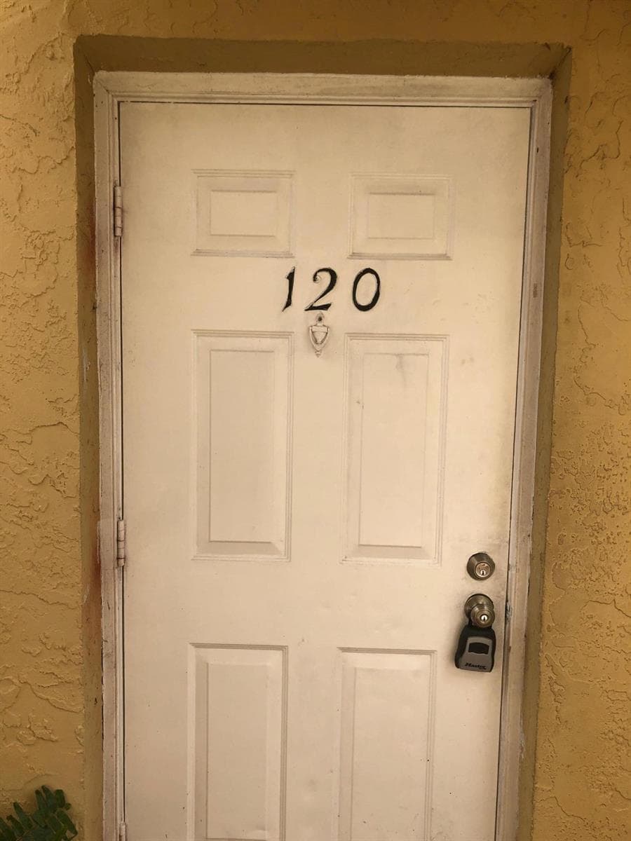 6031 10th Avenue N # 120, FL 33463 — zdjęcie 5