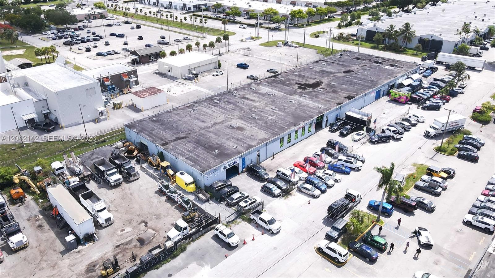 5500 NW 74th Ave, Miami, FL 33166 — zdjęcie 2
