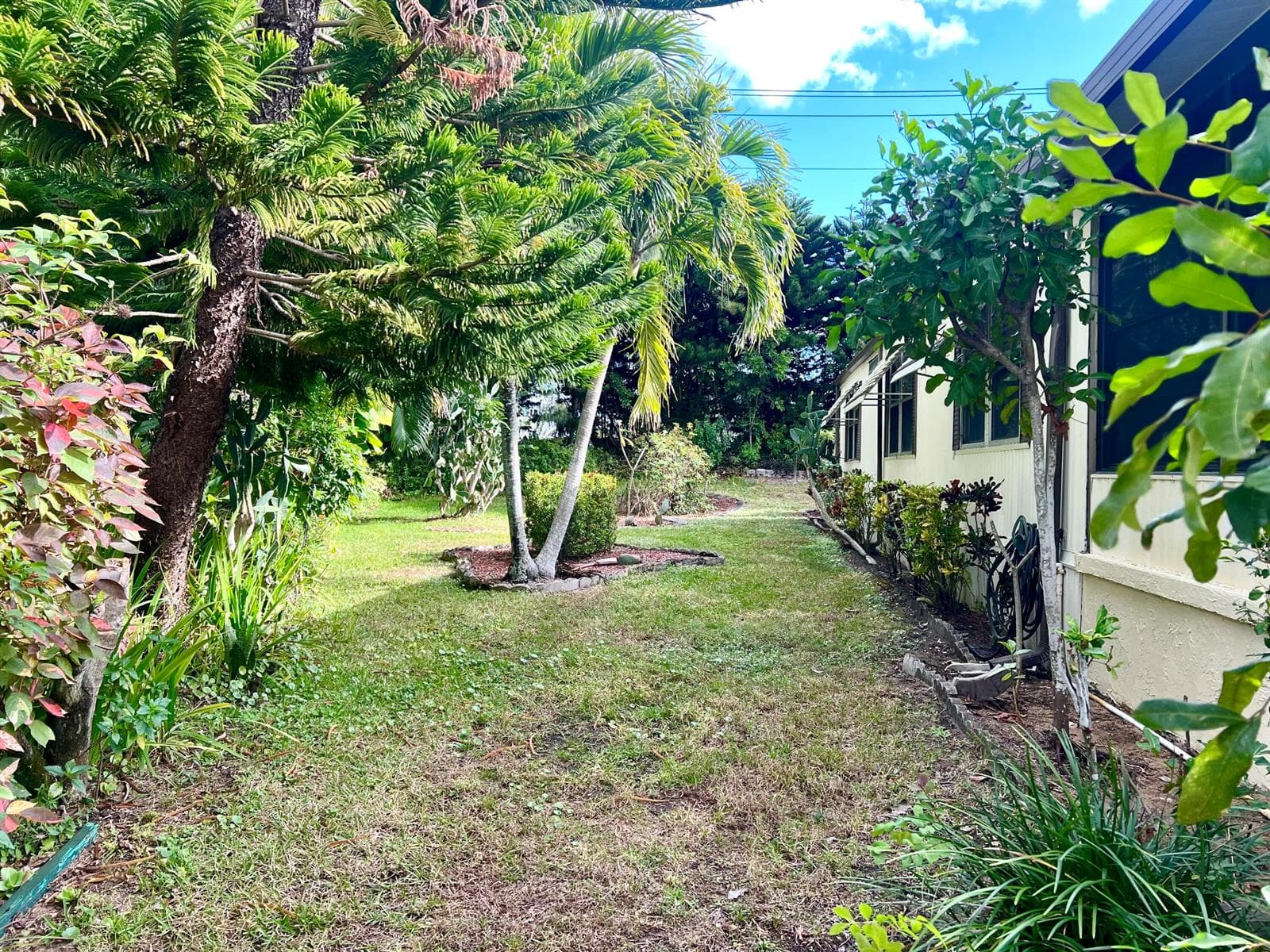 8011 SE Homestead Avenue, Hobe Sound, FL 33455 — zdjęcie 3