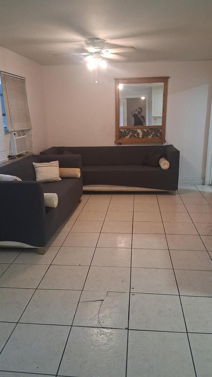 898 NE 39th Street # 2, Oakland Park, FL 33334 — zdjęcie 5