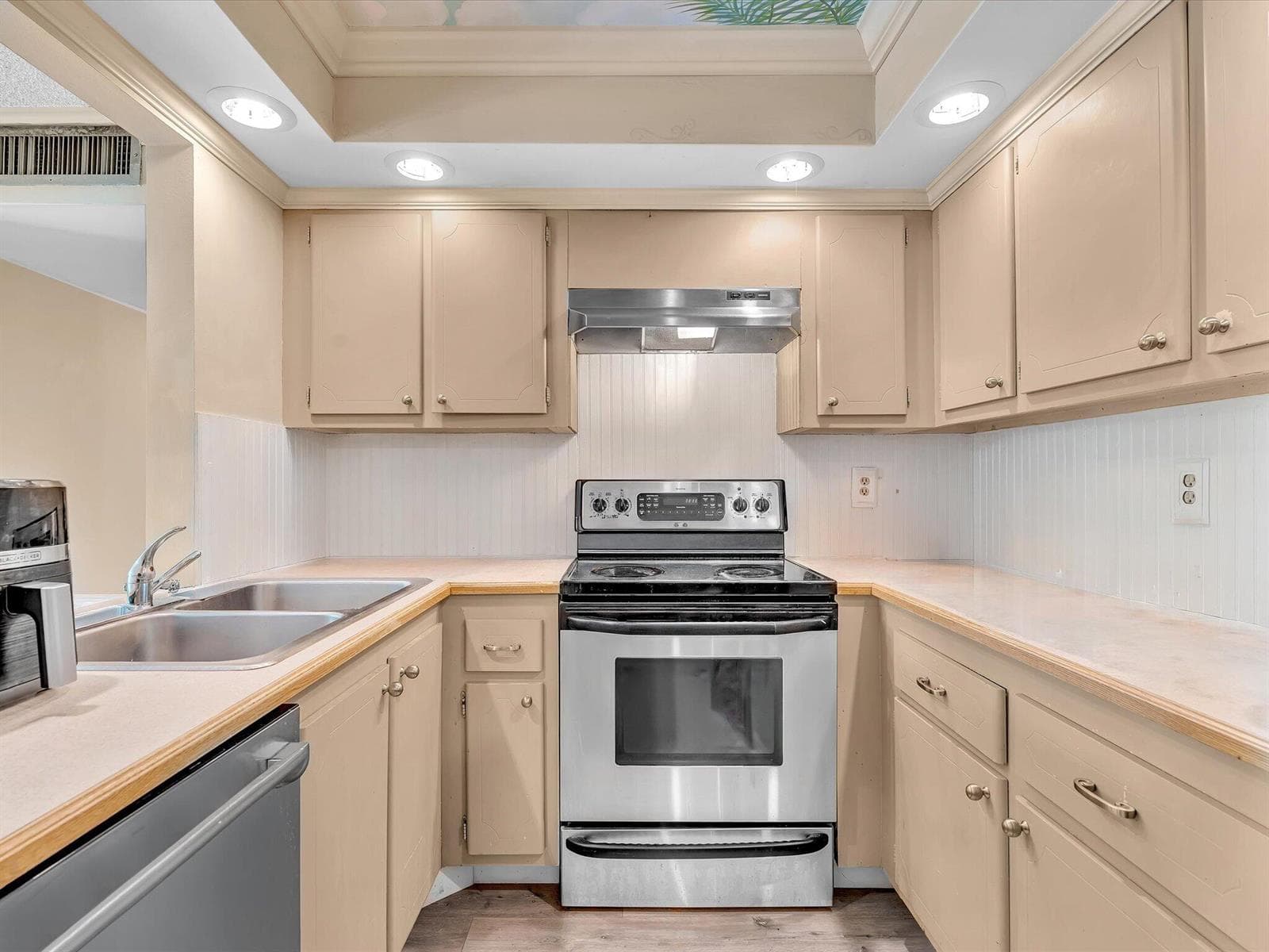 1350 River Reach Drive # 111, Fort Lauderdale, FL 33315 — zdjęcie 3