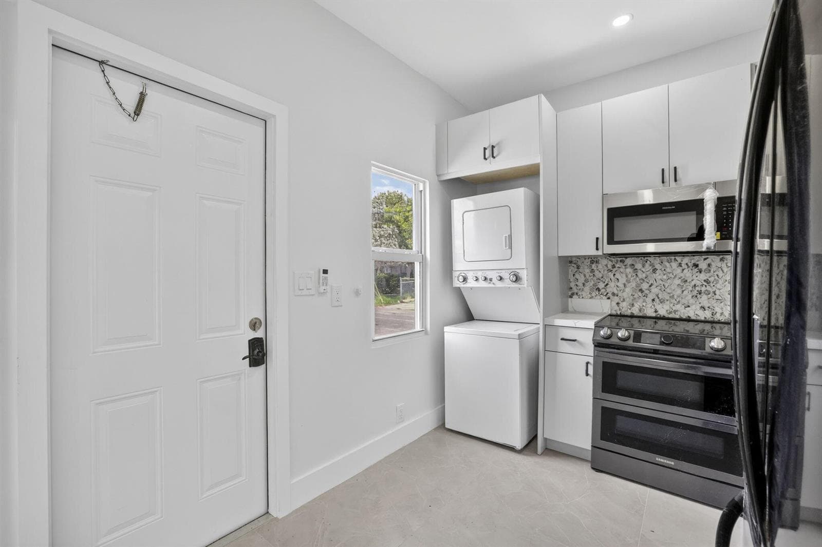 621 NW 3rd Avenue, Pompano Beach, FL 33060 — zdjęcie 2