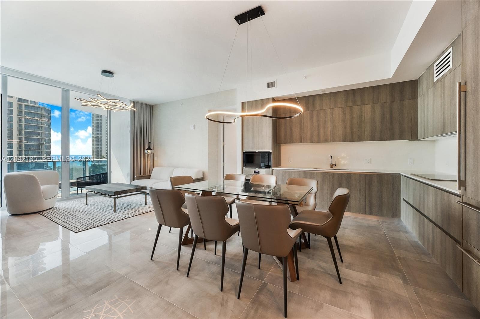 17550 Collins Ave # 702, Sunny Isles Beach, FL 33160 — zdjęcie 2