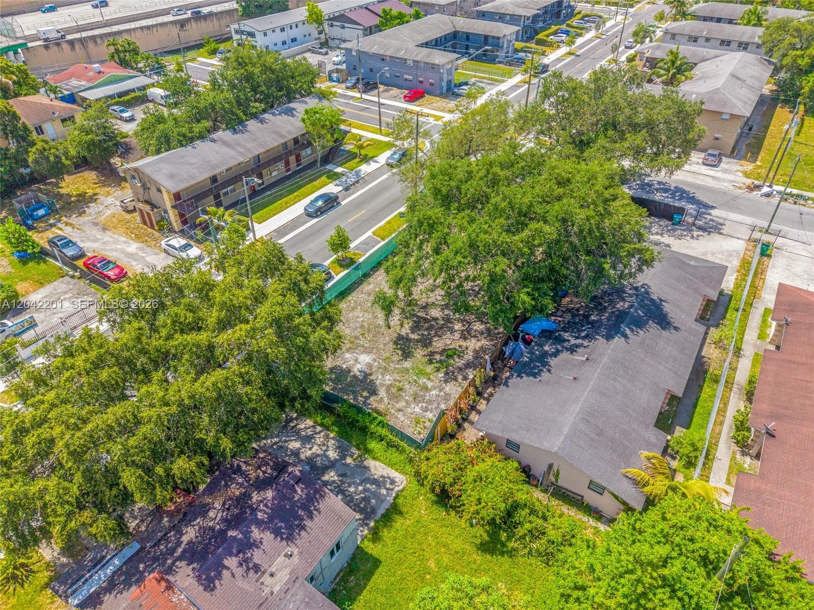 605 NW 65th St, Miami, FL 33150 — zdjęcie 5