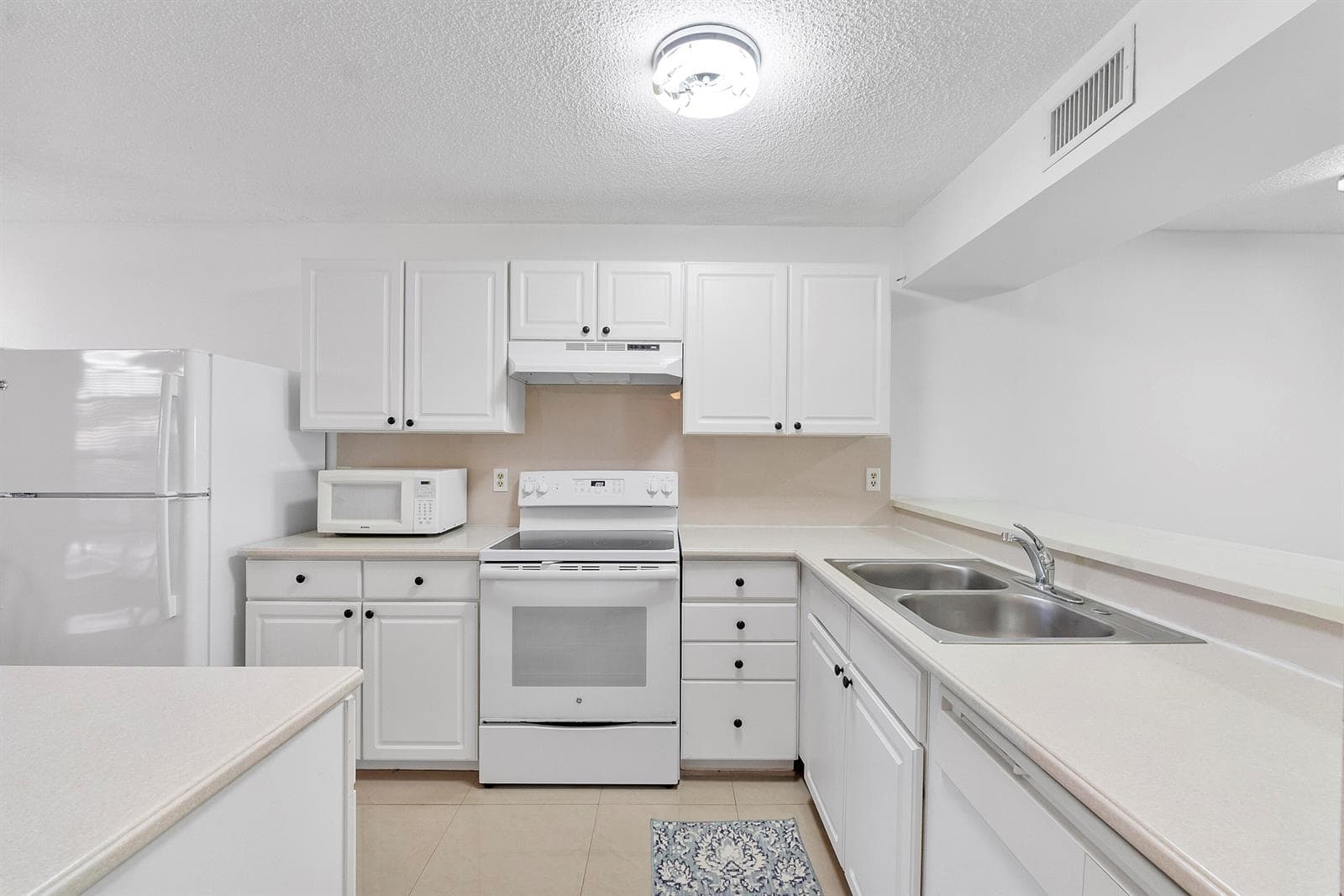 5828 Coral Lake Drive, Margate, FL 33063 — zdjęcie 3