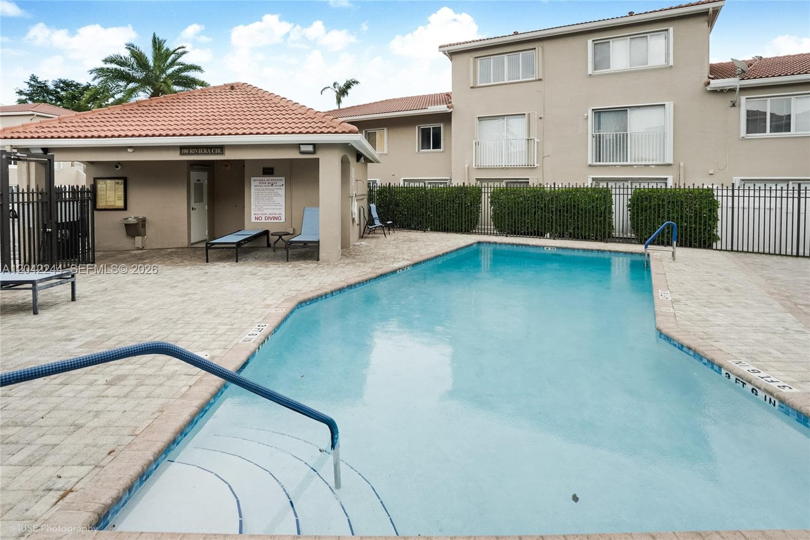 221 Riviera Cir, Weston, FL 33326 — zdjęcie 2