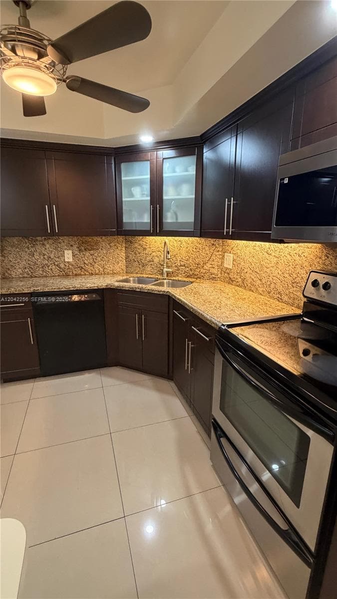 3280 Spanish Moss Ter # 214, Lauderhill, FL 33319 — zdjęcie 3